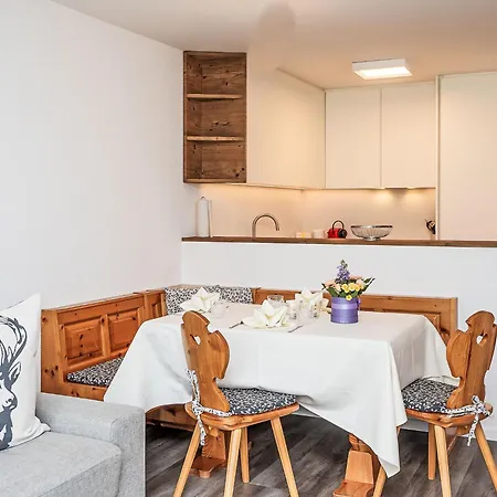 Chesa Paluedin 10 - By Interhome *