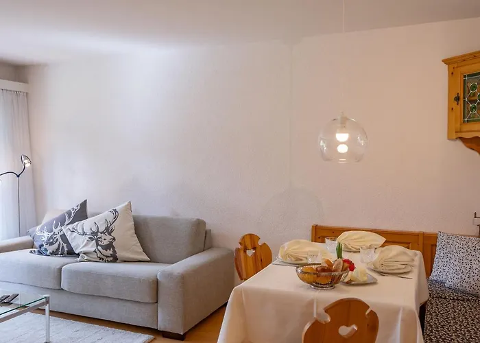 شقة Chesa Paluedin 10 - By Interhome